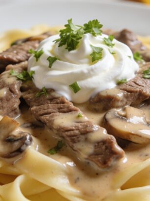 Beef Stroganoff Recipe: Creamy Beef and Mushrooms in 30 Minutes