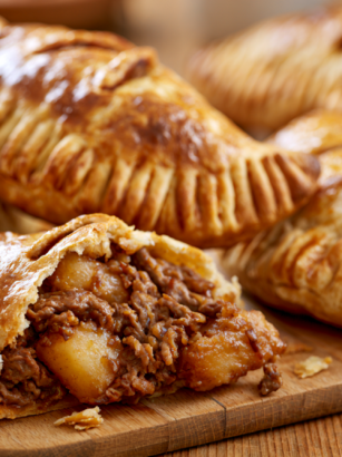 Cornish Pasty Recipe: Traditional British Hand Pie with Beef and Vegetables
